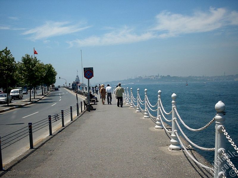 View of Kiz Kulesi (Maiden`s Tower) located in the Bosphorus from the shore of Uskudar in Istanbul city of Turkey.
